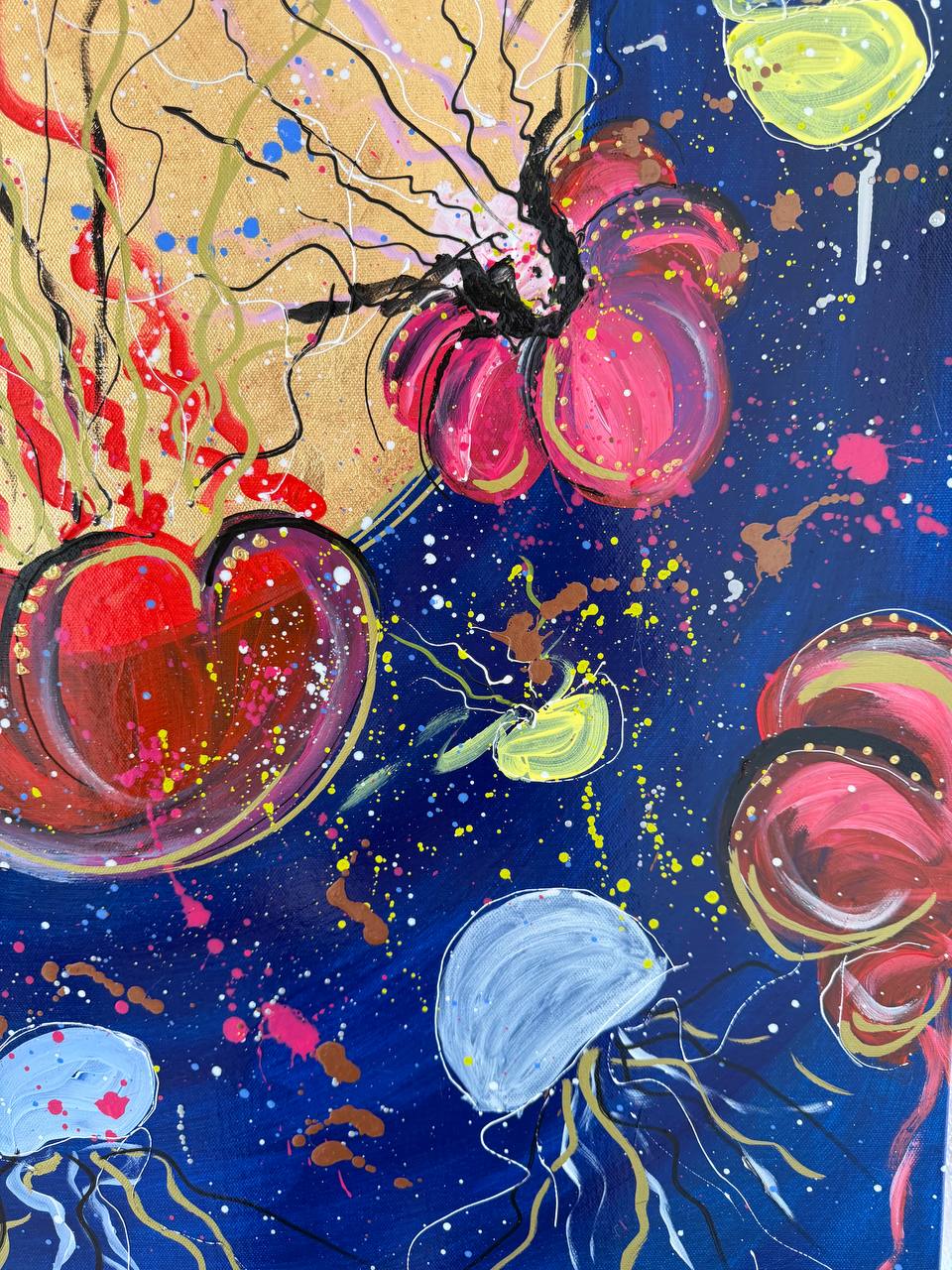 Jellyfish between heaven and earth